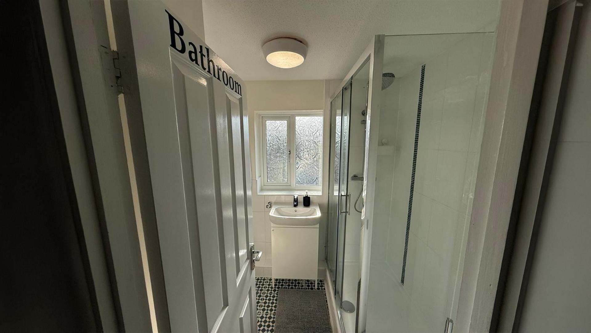 Guest house Rafiki Springs - Luxury 5-bed In Milton Keynes